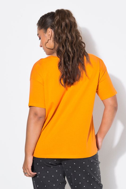 Round Neck Short Sleeve Relaxed Fit Cotton Tee