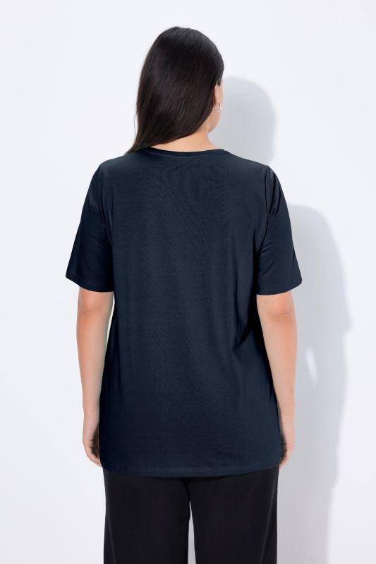 Essential Round Neck Stretch Tee