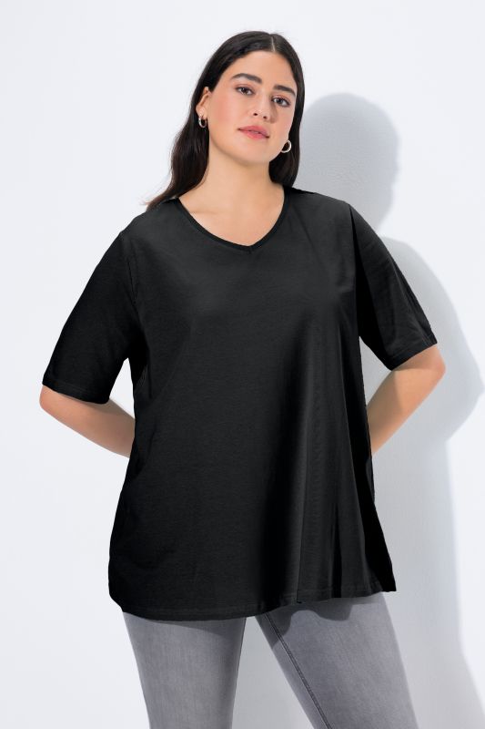 Essential V-Neck Stretch Tee