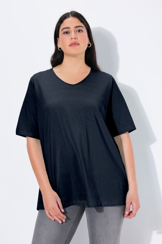 Essential V-Neck Stretch Tee