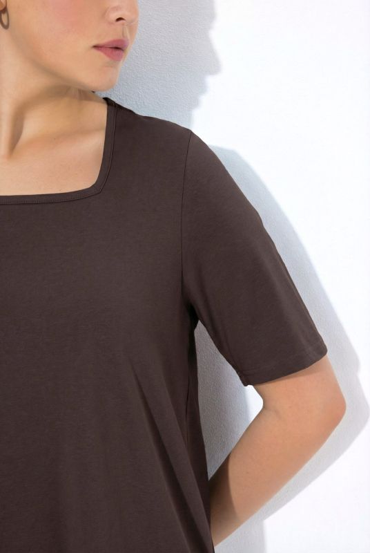 Essential Square Neck Stretch Tee