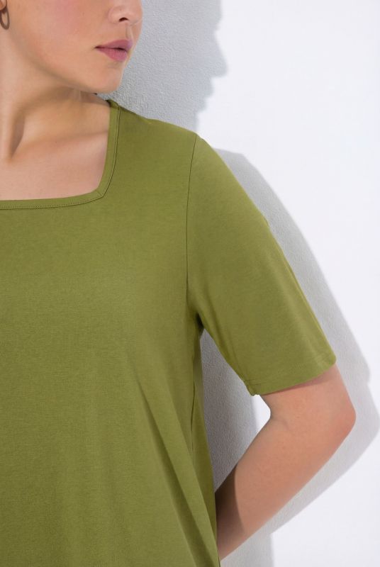 Essential Square Neck Stretch Tee