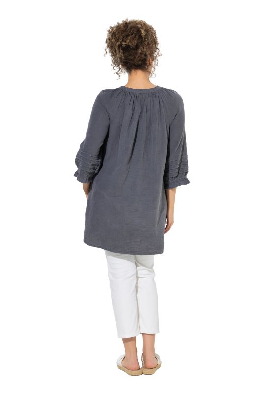 3/4 Sleeve V-Neck Muslin Tunic Blouse