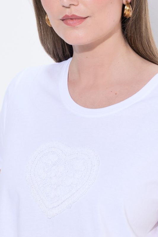 Textured Tonal Heart Motif Short Sleeve Tee