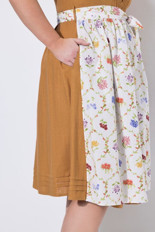 Botanical Print Linen Blend Dirndl