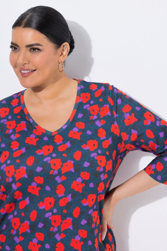 Brushstroke Floral 3/4 Sleeve Knit T-Shirt
