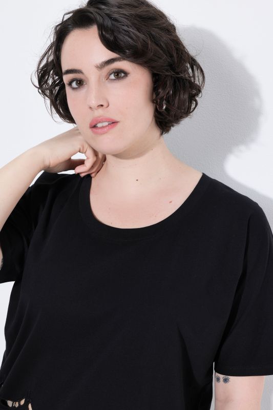 Floral Openwork Embroidered Short Sleeve Tee
