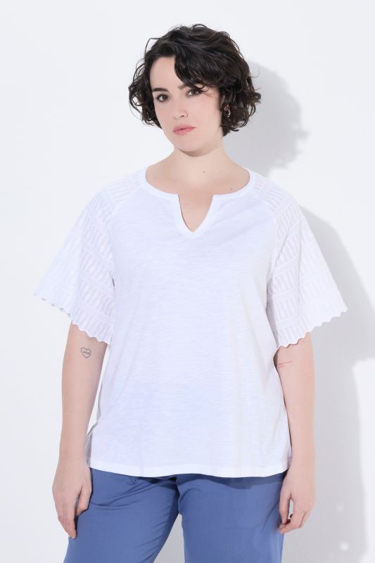 Textured Sleeve Split Neck Tee