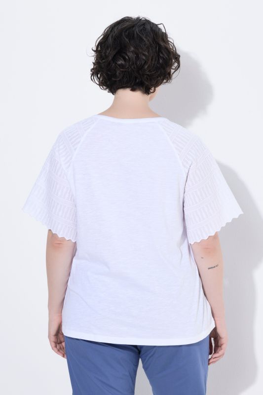 Textured Sleeve Split Neck Tee
