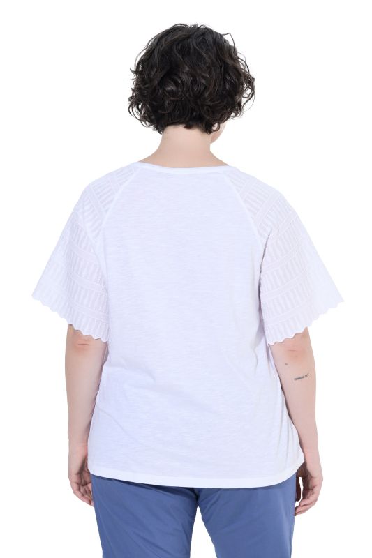 Textured Sleeve Split Neck Tee