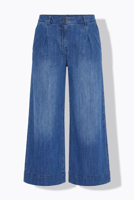 Cropped Stretch Fit Wide Leg Mary Jeans