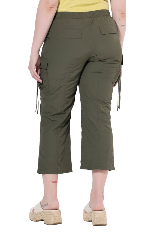 Cropped Elastic Waist Cargo Pants