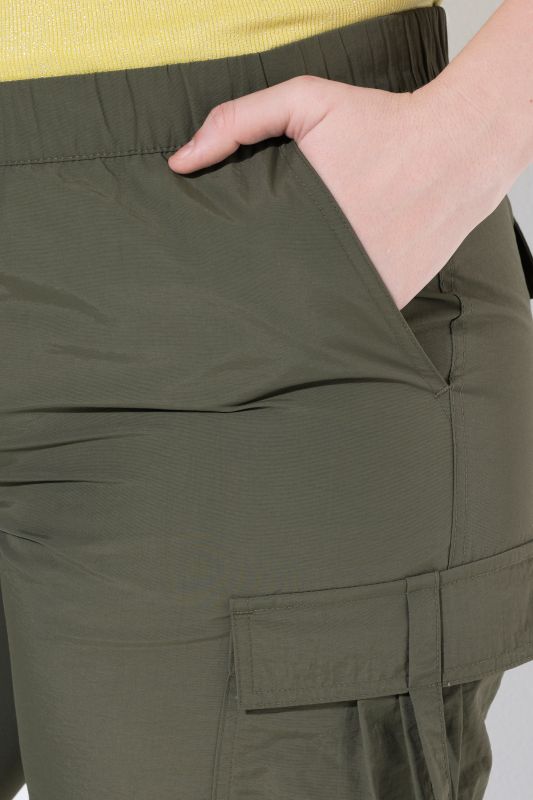 Cropped Elastic Waist Cargo Pants