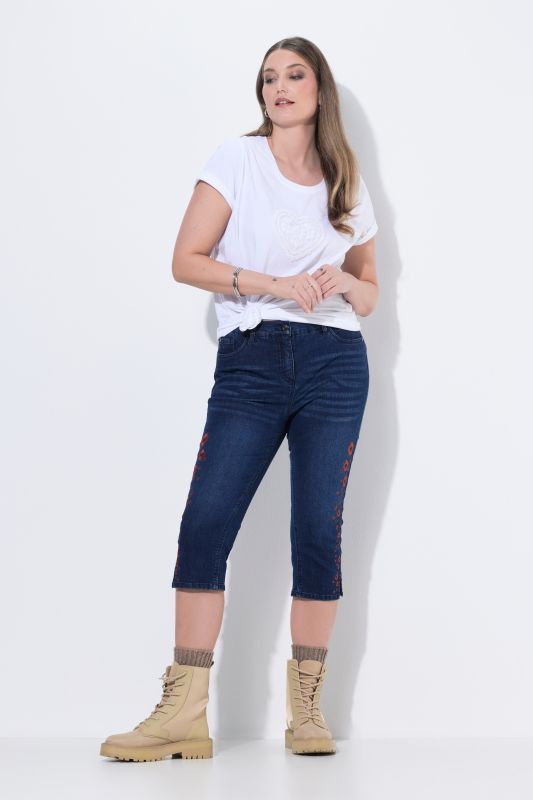 Floral Embroidered Stretch-Fit Denim Capris