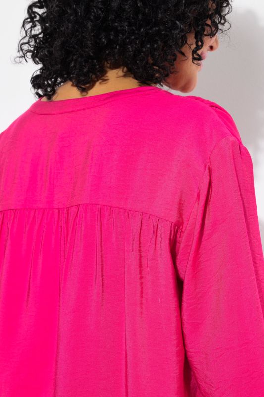 Gathered Shoulder 3/4 Sleeve Tee