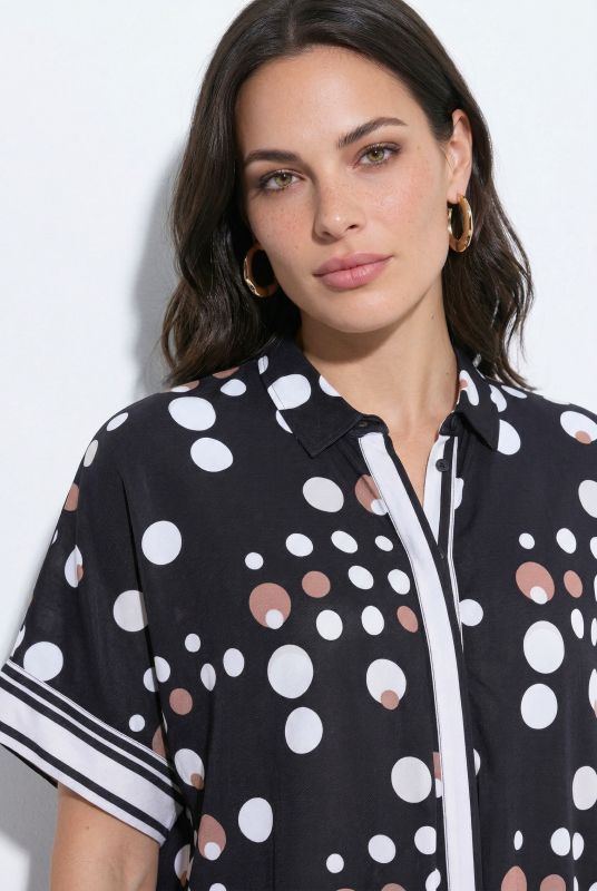 Two-Tone Polka Dot Stretch-Fit Button-Down Blouse