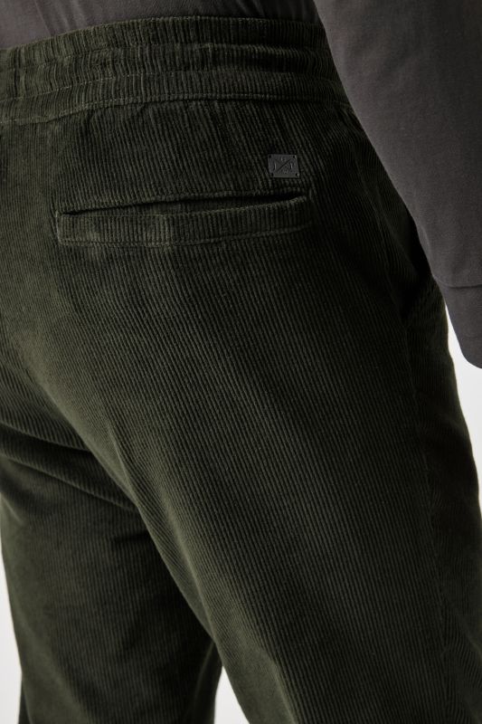 Corduroy trousers, modern fit, elasticated waist