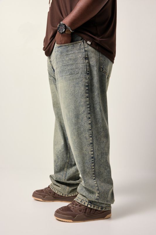 STHUGE jeans
