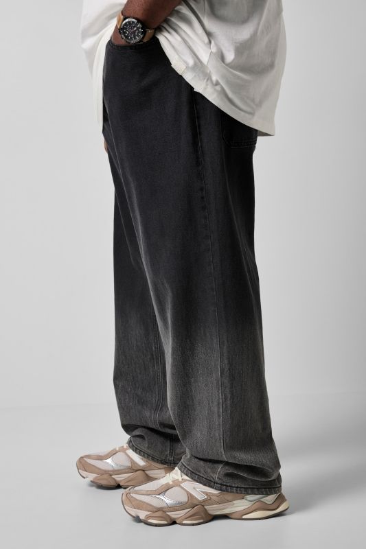 STHUGE baggy jeans
