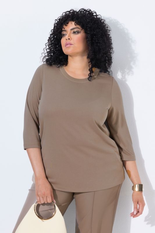 3/4 Sleeve V-Neck Tee
