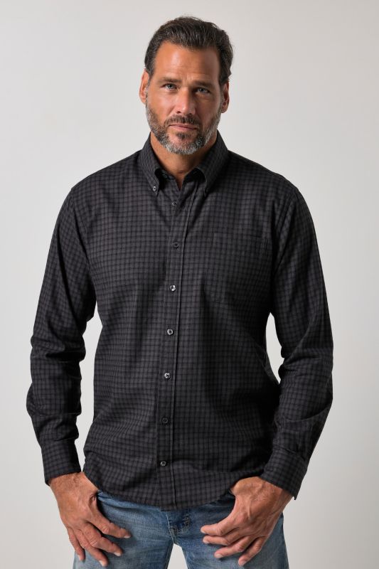 Checked flannel shirt