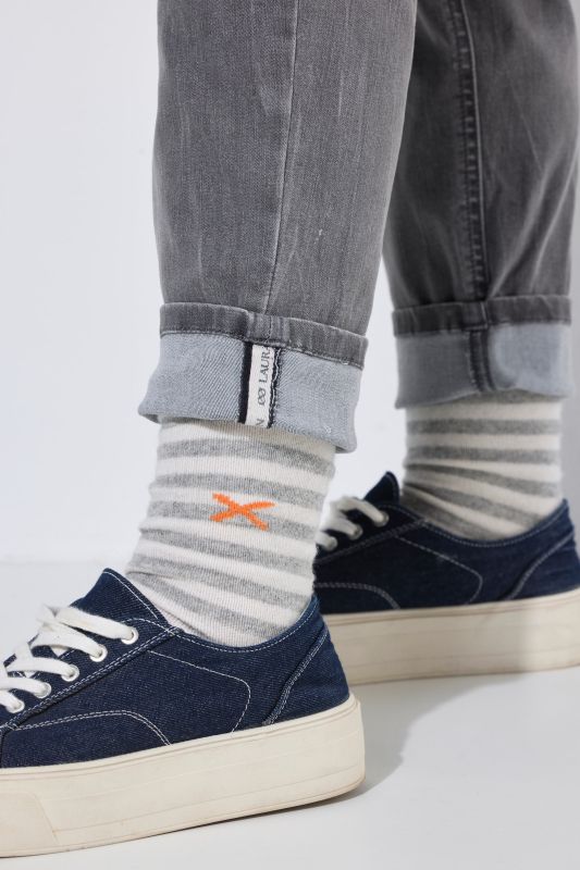 Carrot jeans
