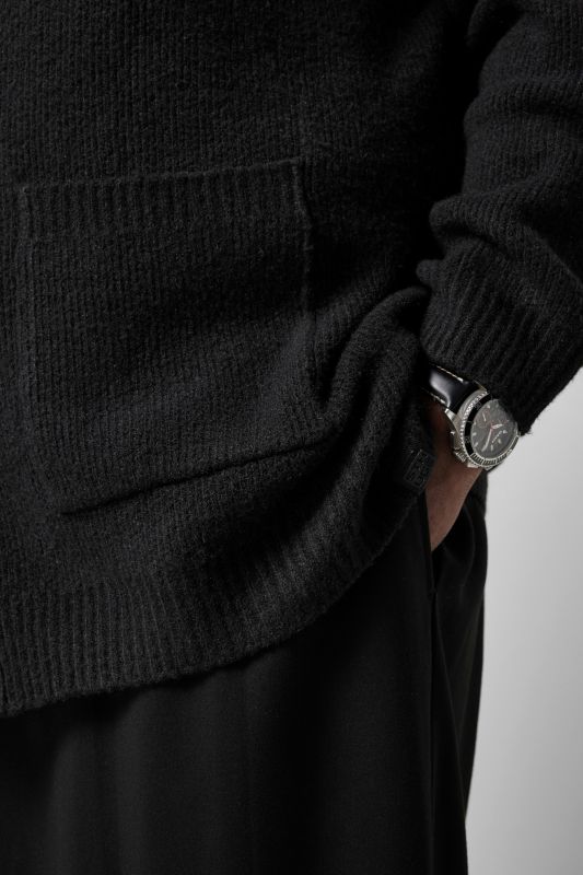 STHUGE cardigan