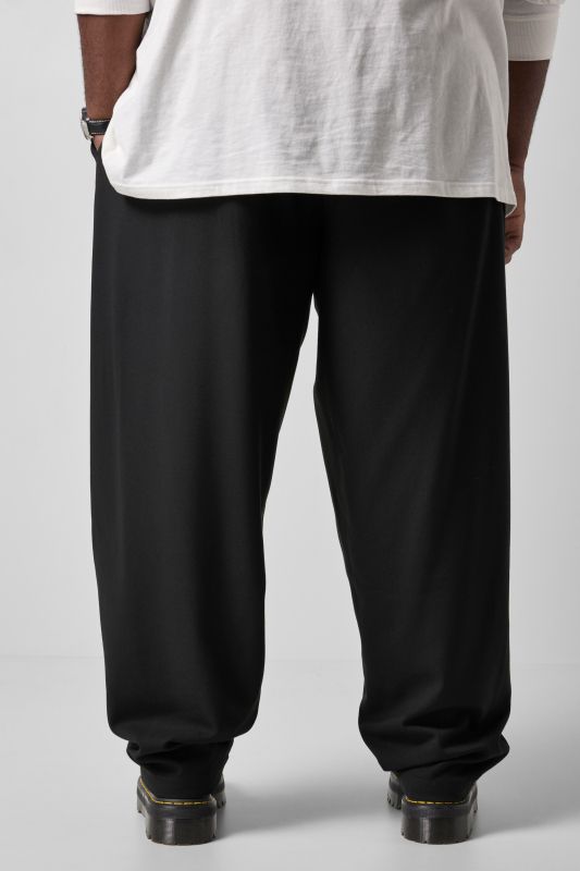 STHUGE pleated trousers