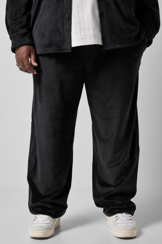 STHUGE plush trousers