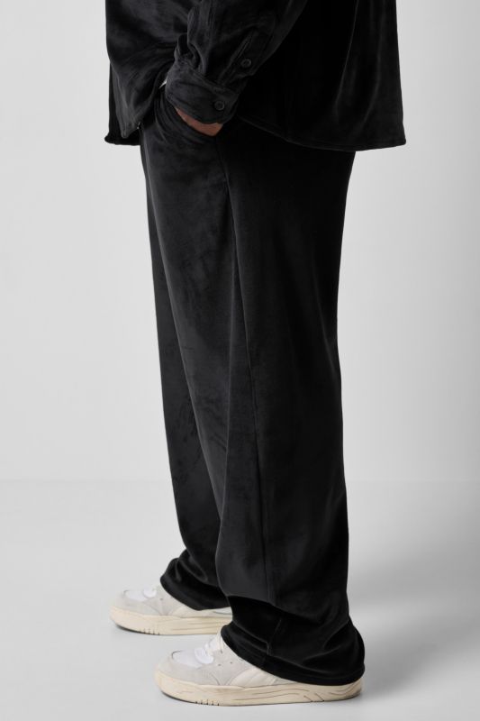 STHUGE plush trousers