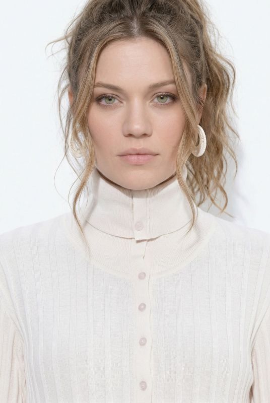 Eco Cotton 3/4 Sleeve Turtleneck Sweater