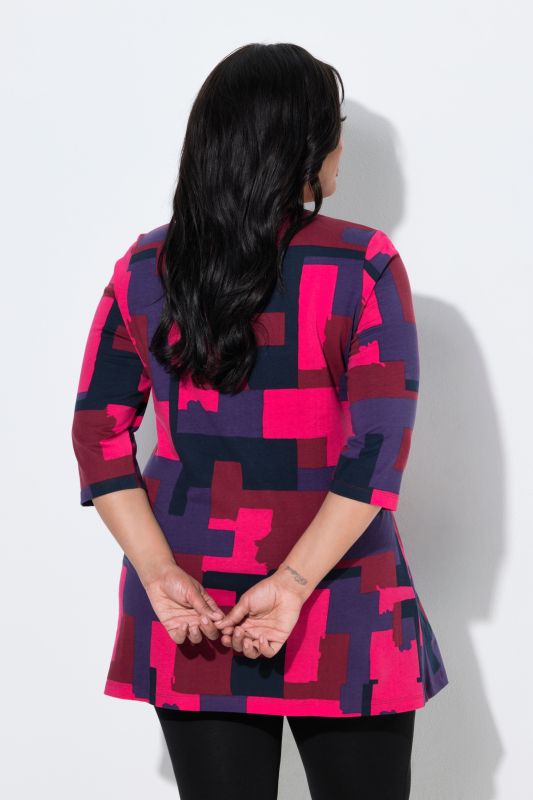 Glowing Colorblock 3/4 Sleeve Notch Neck Knit Tunic