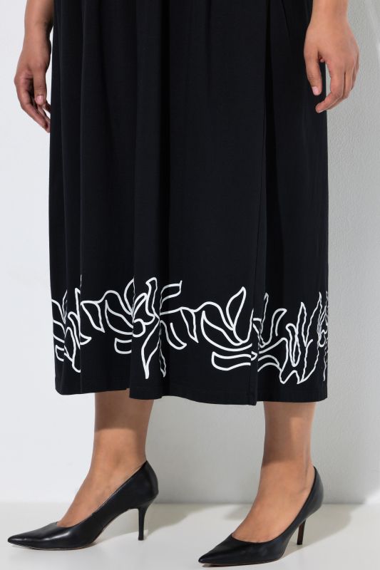 Leaf Border Print Empire Waist 3/4 Sleeve Jersey Pocket Dress