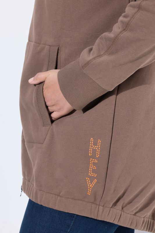 Contrast Color Zip-Up Hoodie