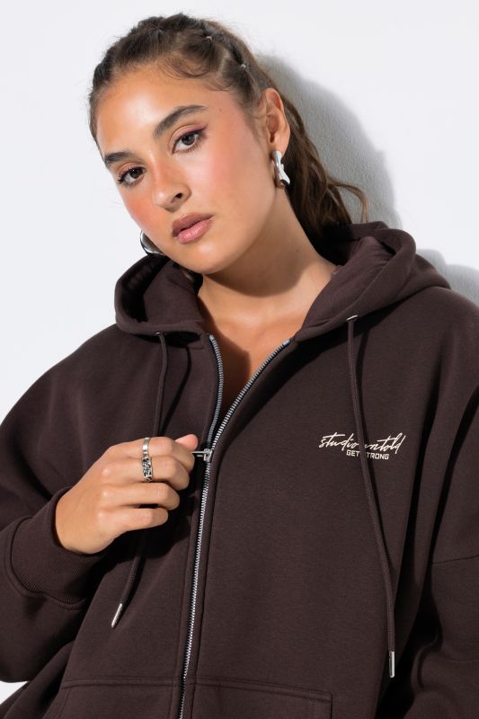 Суитчър яке с оувърсайз кройка