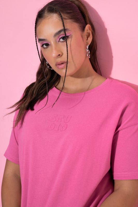 STUDIO Patch Lettering Short Sleeve Tee