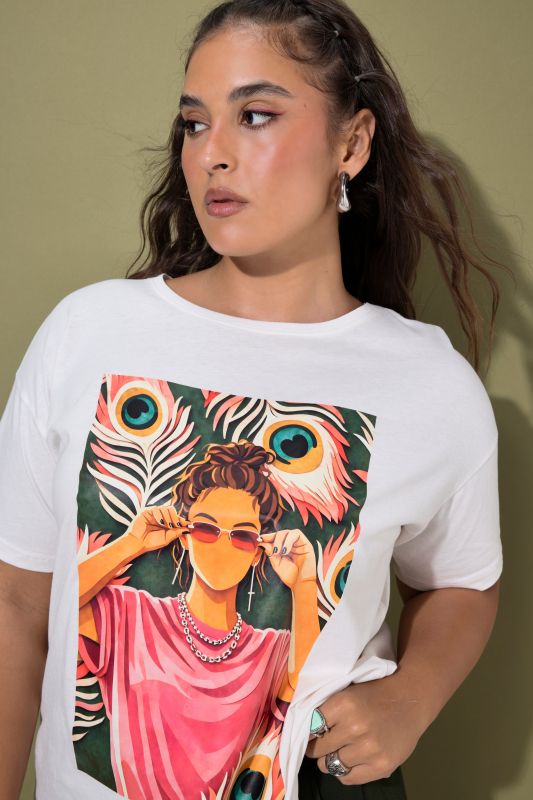 Peacock Feather Oversized Short Sleeve Graphic Tee
