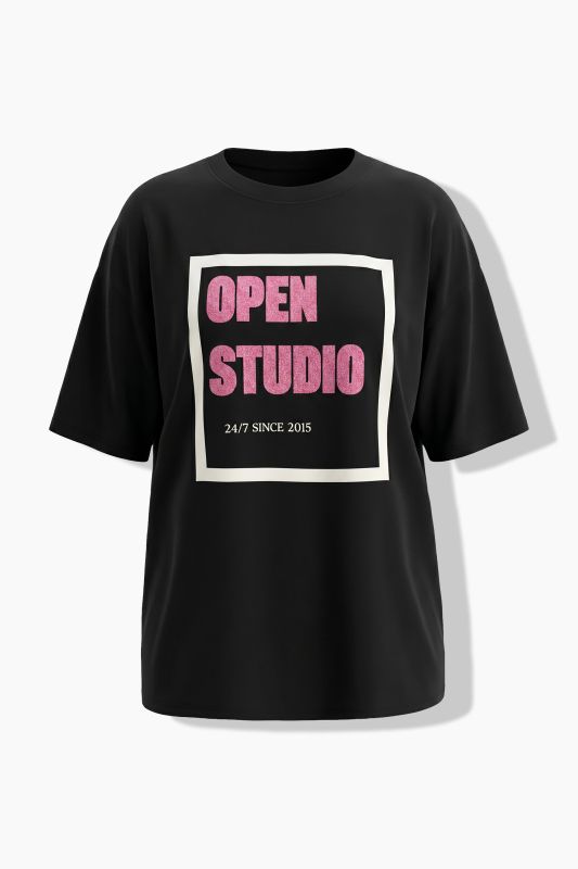 OPEN STUDIO Textured Short Sleeve Graphic Tee