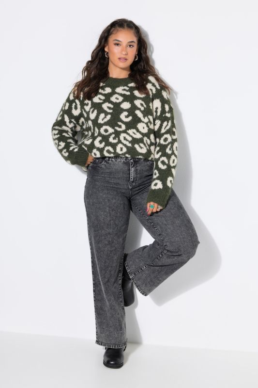 Snow Wash Stretch Fit Wide Leg Jeans