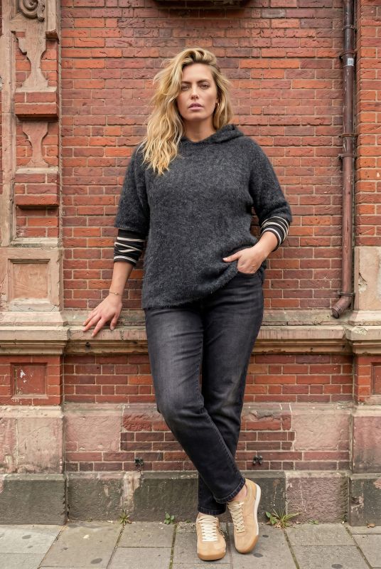 Melange Knit Short Sleeve Hoodie