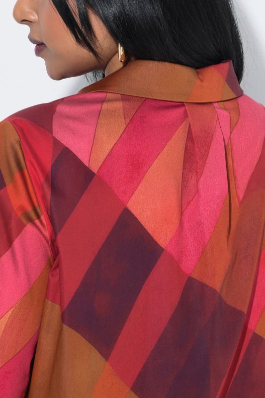 Abstract Stripe 3/4 Sleeve Button-Down Tunic Blouse