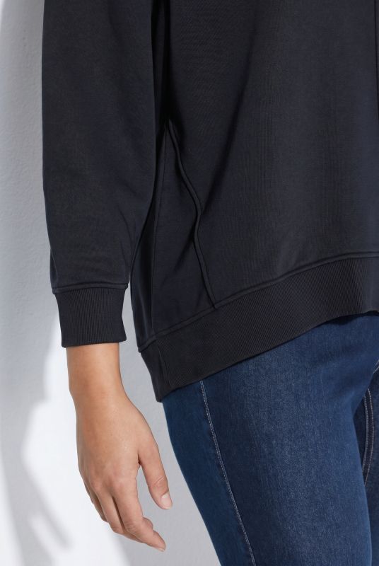 Vertical Seam Long Sleeve Sweatshirt