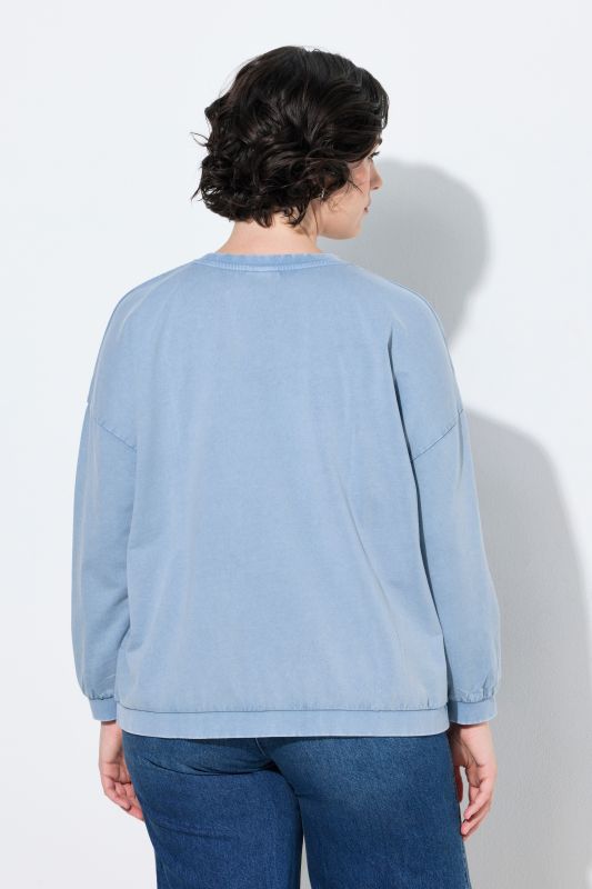 Leo Love Applique Long Sleeve Sweatshirt