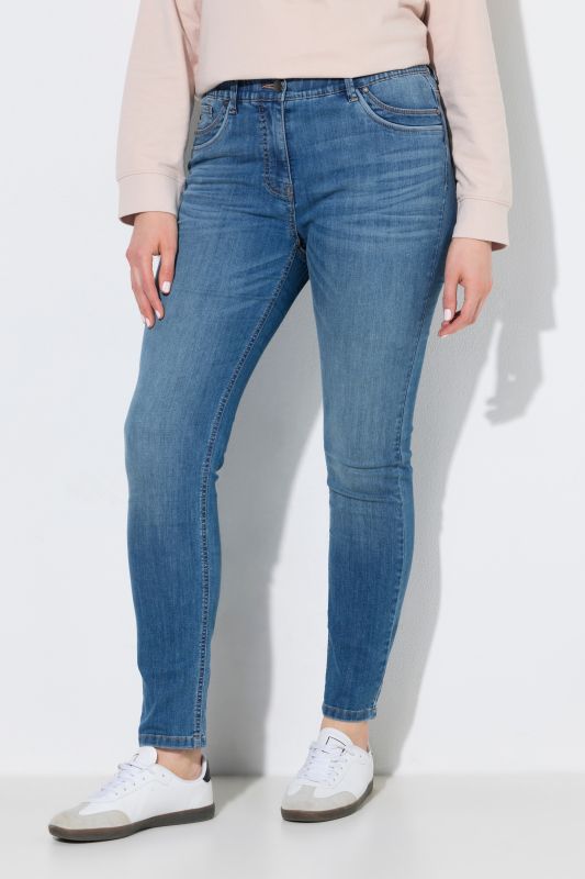 Light Wash Stretch Fit Slim Leg Jeans