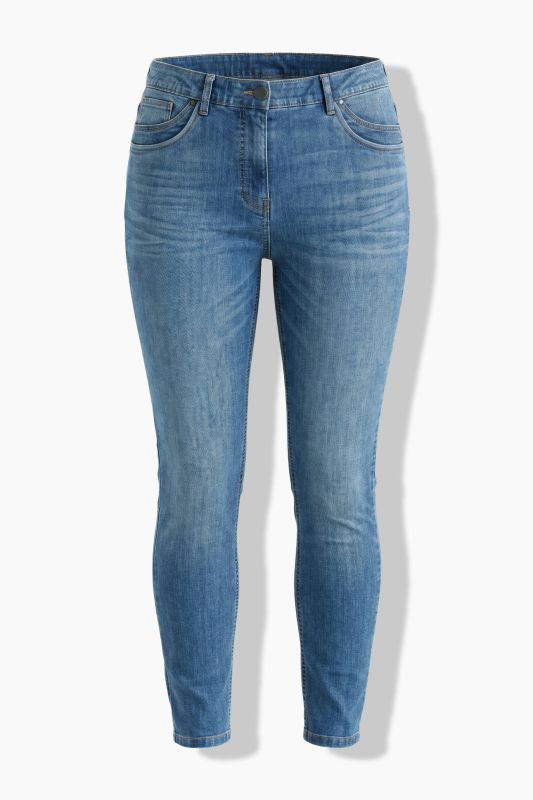 Light Wash Stretch Fit Slim Leg Jeans