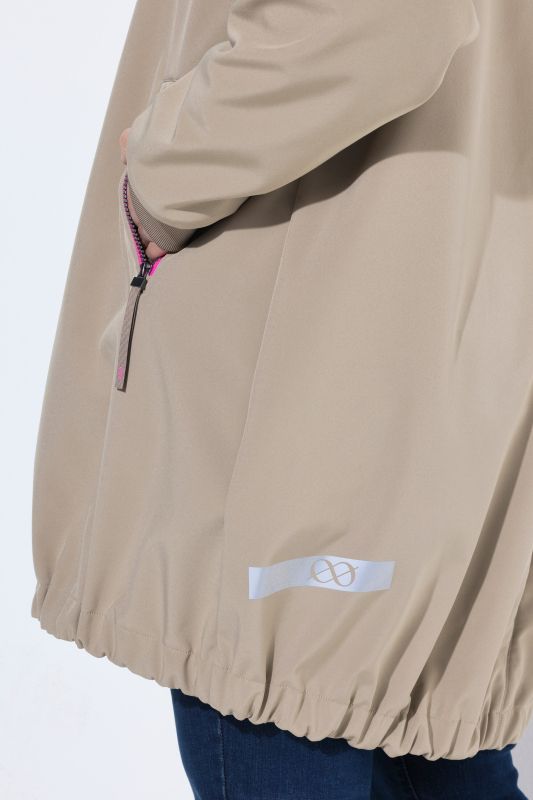 Яке Softshell с контрастни детайли