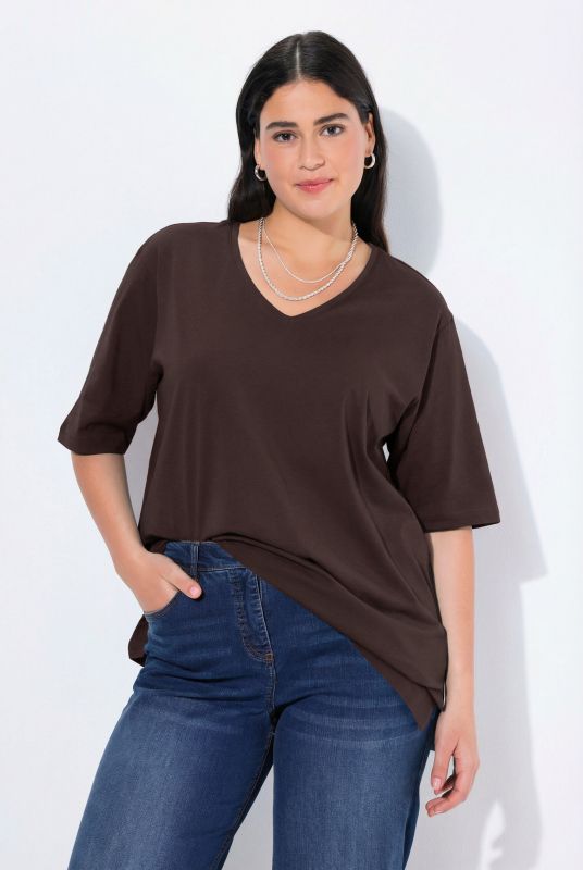 Basic V-Neck Relaxed Fit Short Sleeve Tee