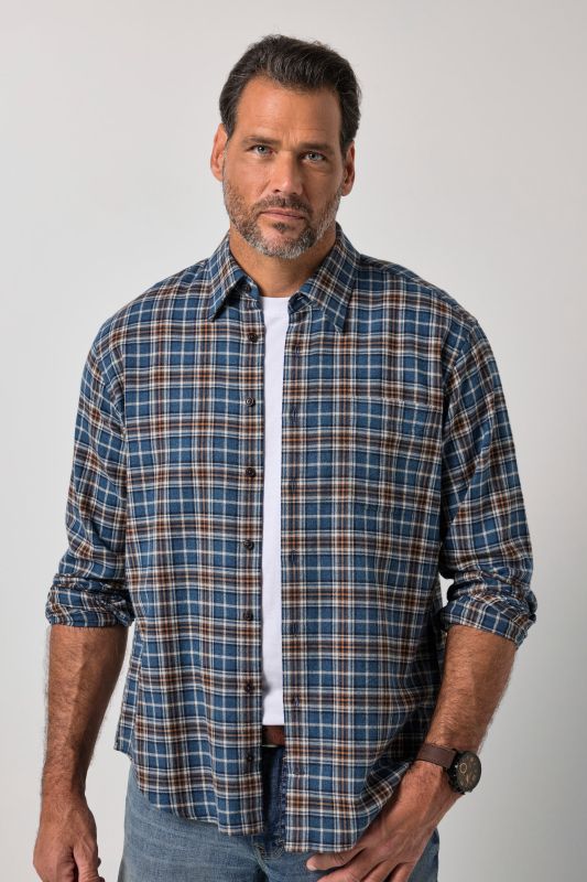 Checked flannel shirt