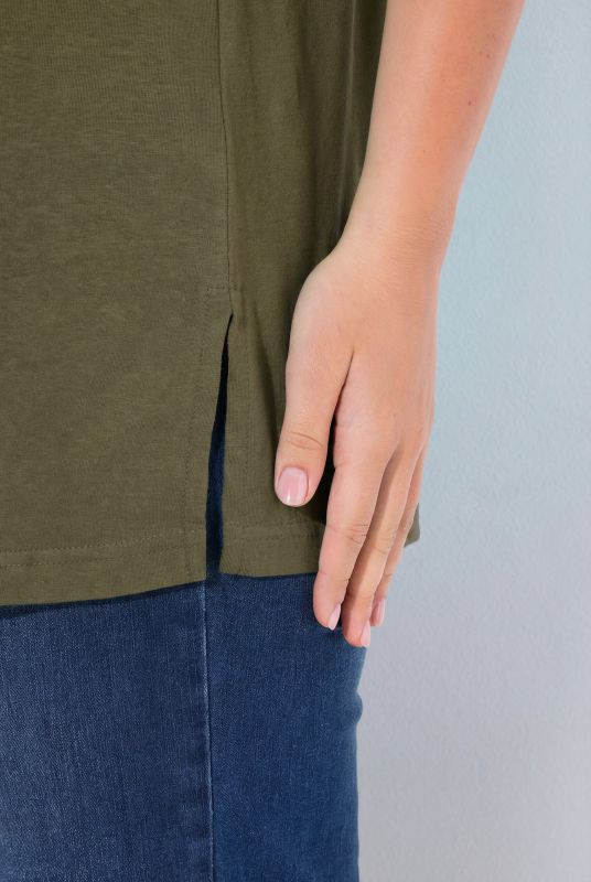 Basic Round Neck Short Sleeve Relaxed Fit  Tee