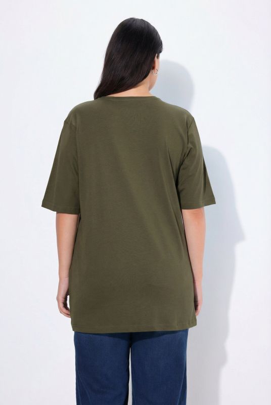 Basic V-Neck Relaxed Fit Short Sleeve Tee